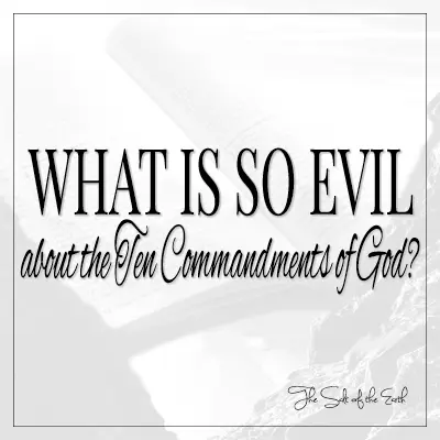 Imagen de la biblia con título ¿Qué hay de malo en los diez mandamientos de Dios?